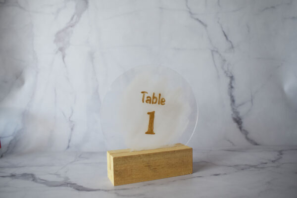 numéro de table rond en plexiglas (copie)