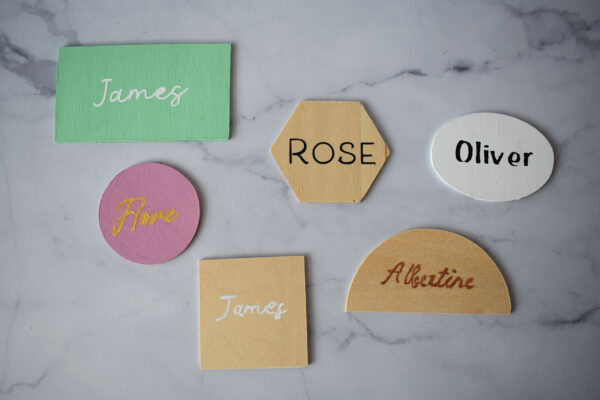 escort card en bois